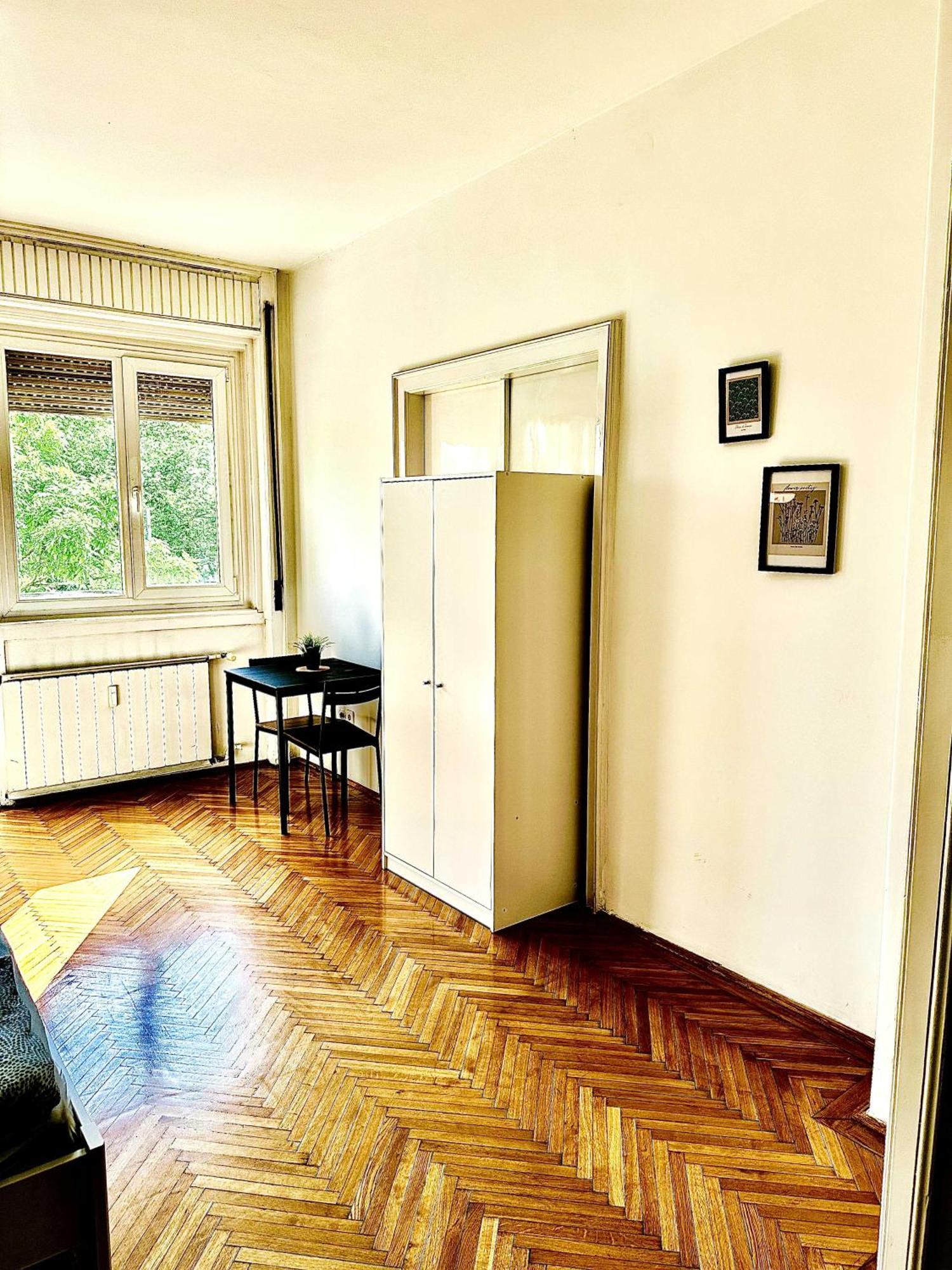 Casa Del Rio, Budapest